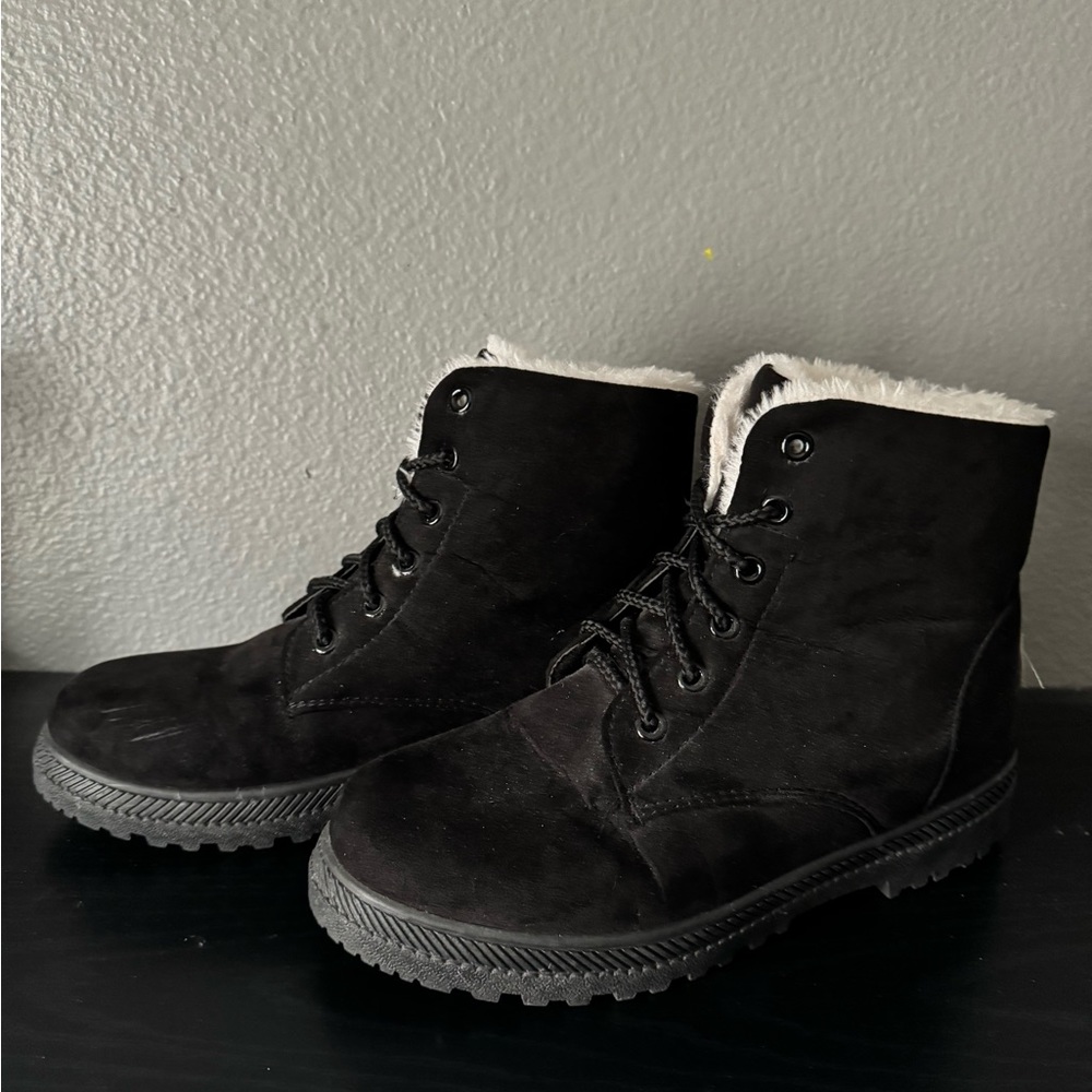 Fuzzy lined boots